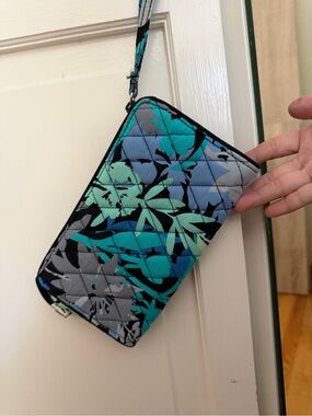 Vera Bradley Quilted Floral Wristlet Wallet